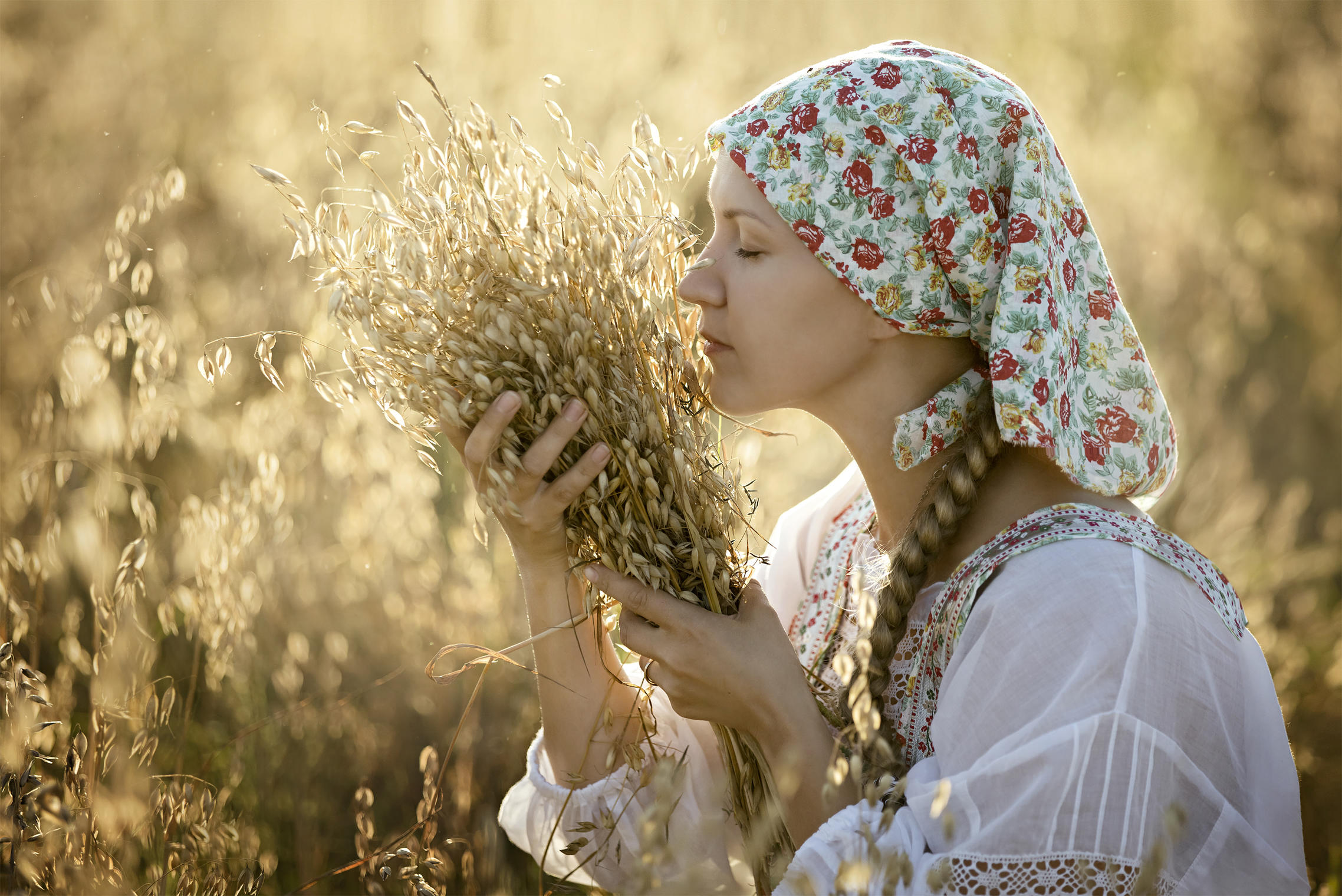 Photo Women in Slavic costumes in Barquisimeto