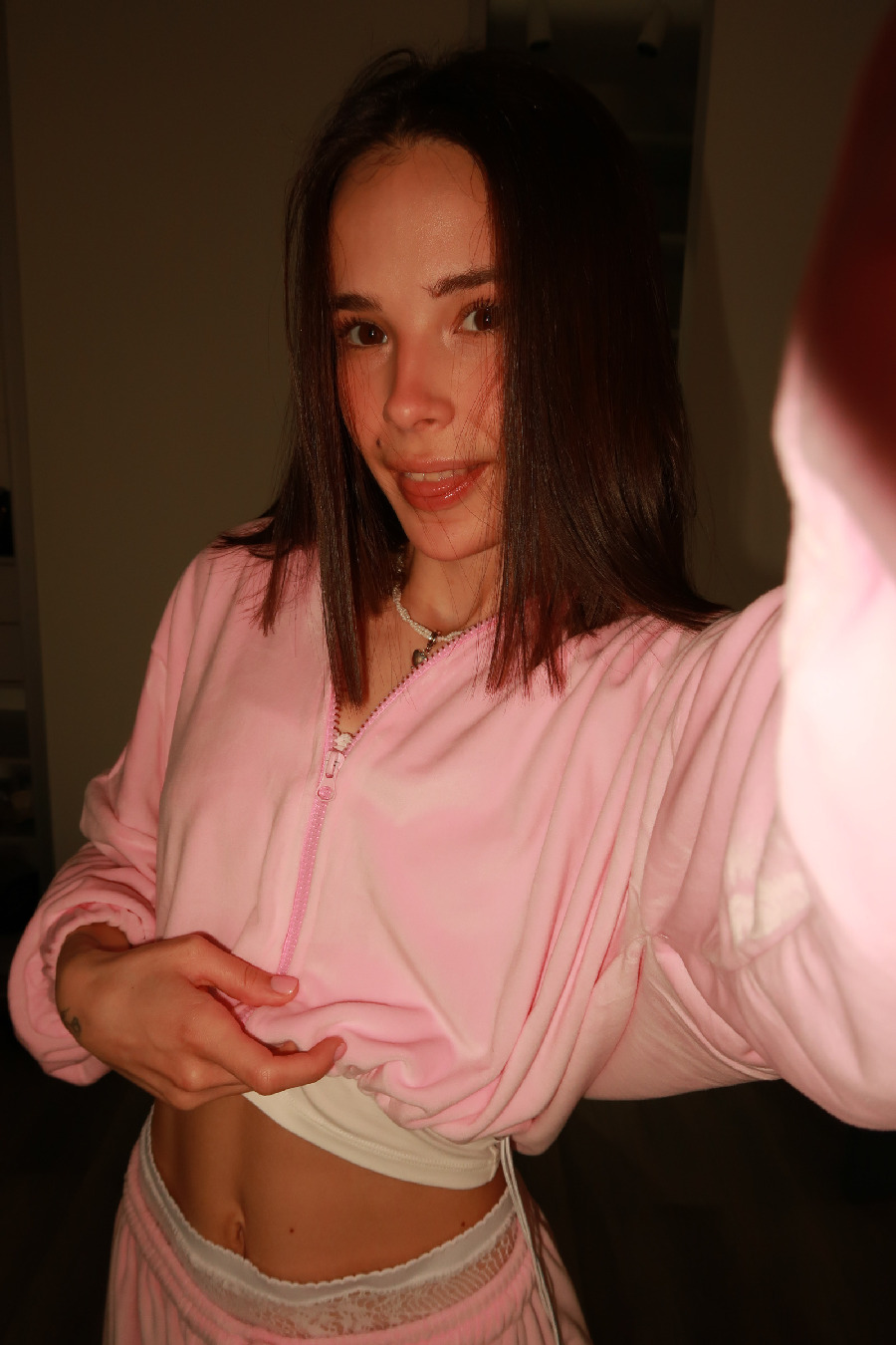 Tina brings the glow — live moments in Barquisimeto